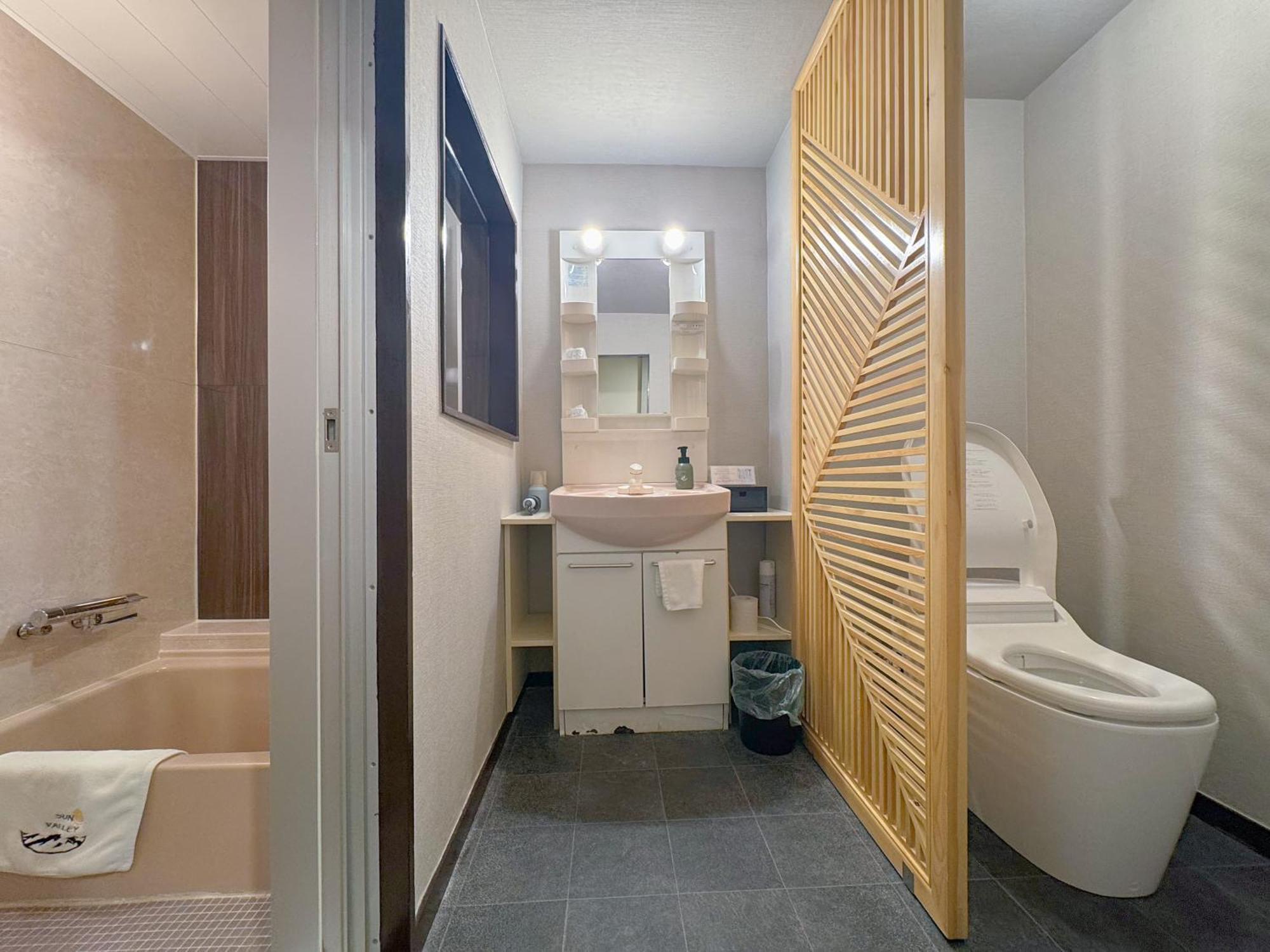 Kurobe Sunvalley Hotel Омати Экстерьер фото